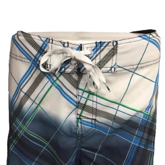 Quiksilver Men's Blue Shorts - Picture 3 of 11